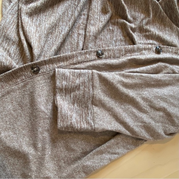 Cuddl Duds women's Medium Petite SOFT button up long line lightweight cardigan - Picture 10 of 10